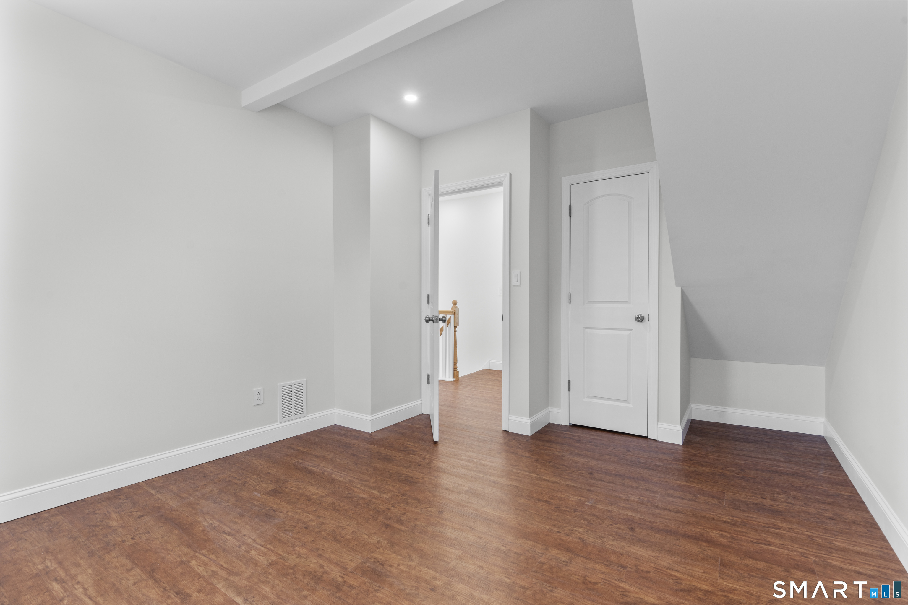 152 Stonybrook Road Stratford, CT 06614 - Photo 26 of 37