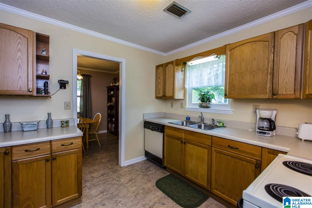 121 Winterhaven Drive Alabaster, AL 35007 - Photo 13 of 32