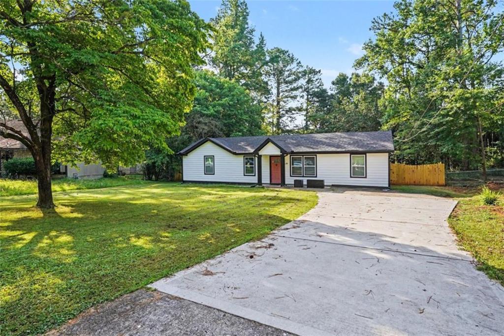 166 Kipling Way Riverdale, GA 30274 - Photo 3 of 30