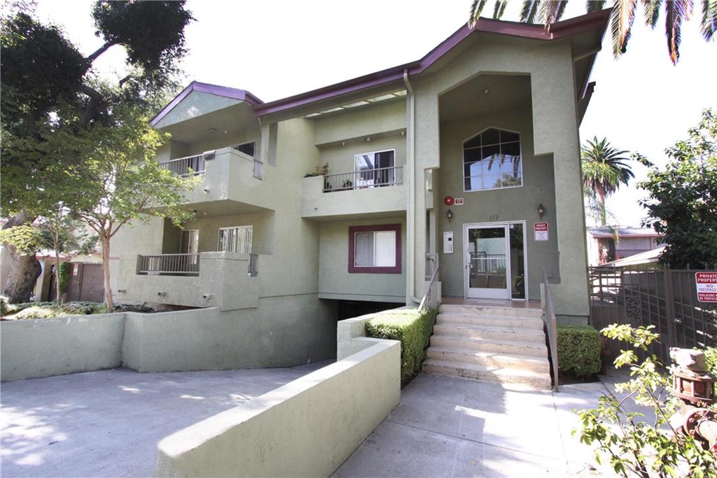 372 Ashtabula Street, Unit 104 Pasadena, CA 91104 - Photo 1 of 1