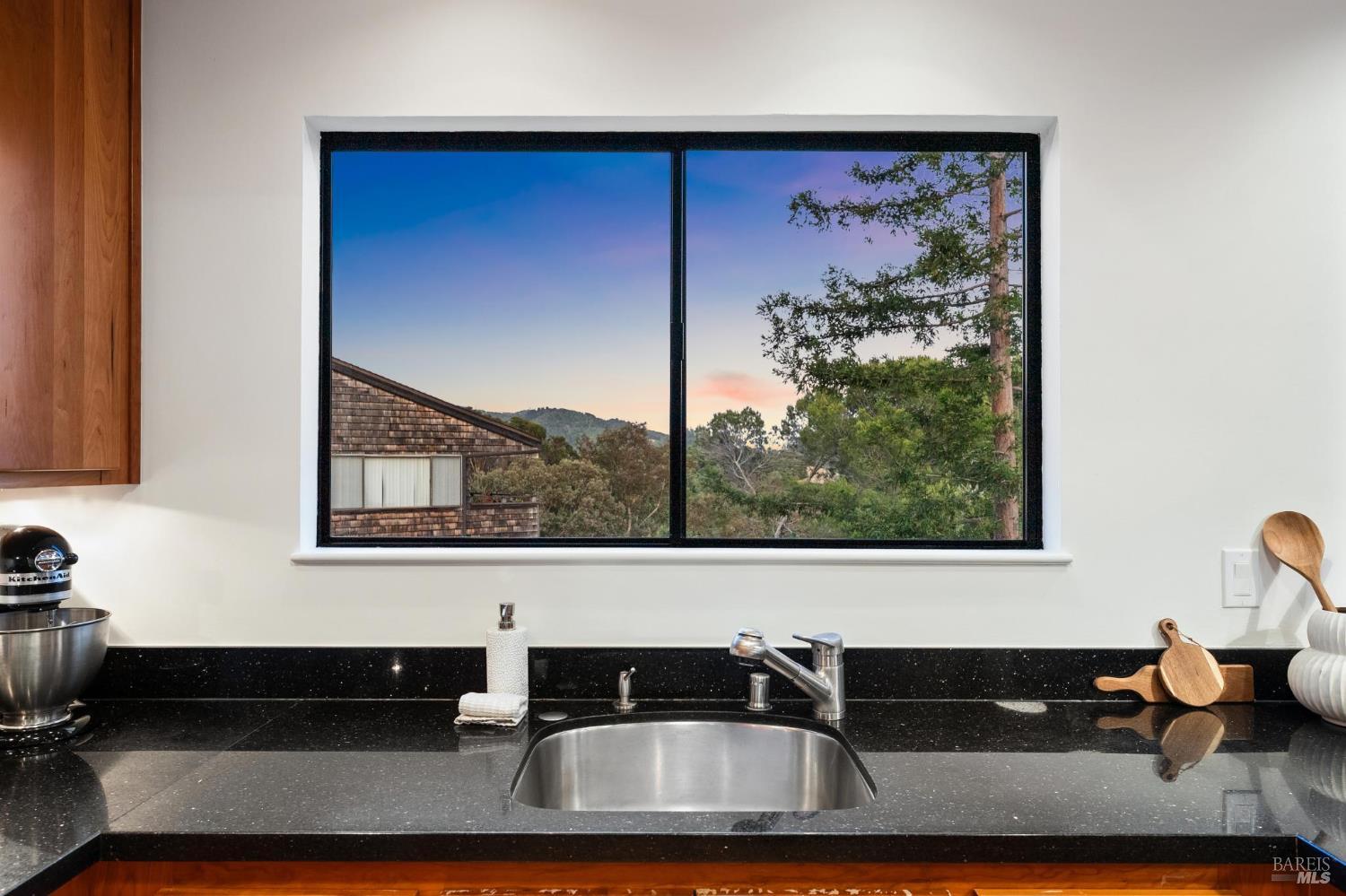 305 El Faisan Drive San Rafael, CA 94903 - Photo 24 of 52