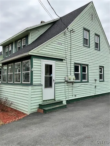 $1,150 | 229 Francis Street, Watertown, NY 13601