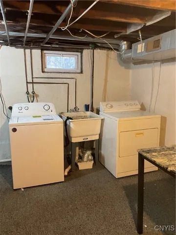 $1,150 | 229 Francis Street, Watertown, NY 13601