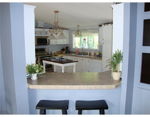 142 Vanner Road Washington, ME 04574 - Photo 3 of 10 Kitchen.