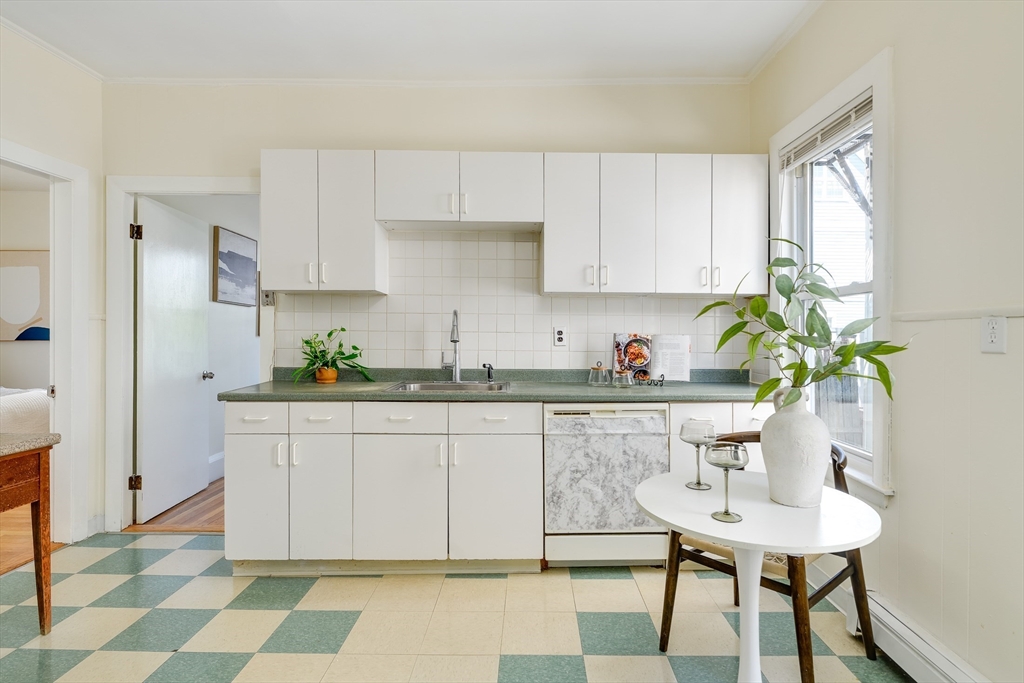 313 Elm Street, Unit 1 Cambridge, MA 02139 - Photo 3 of 13