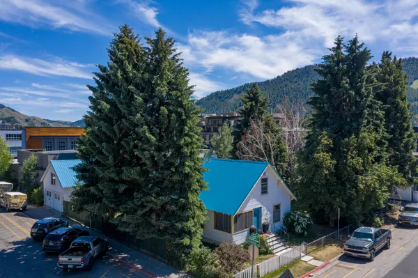 $5,750,000 | 380 East 2nd Street, Ketchum, ID 83340