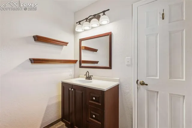 $580,000 | 2555 Ramsgate Terrace, Colorado Springs, CO 80919