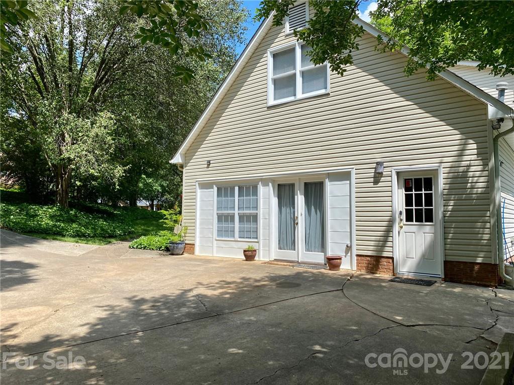 301 Windmill Road Salisbury, NC 28147 - Photo 7 of 48 Gallery Image 7
