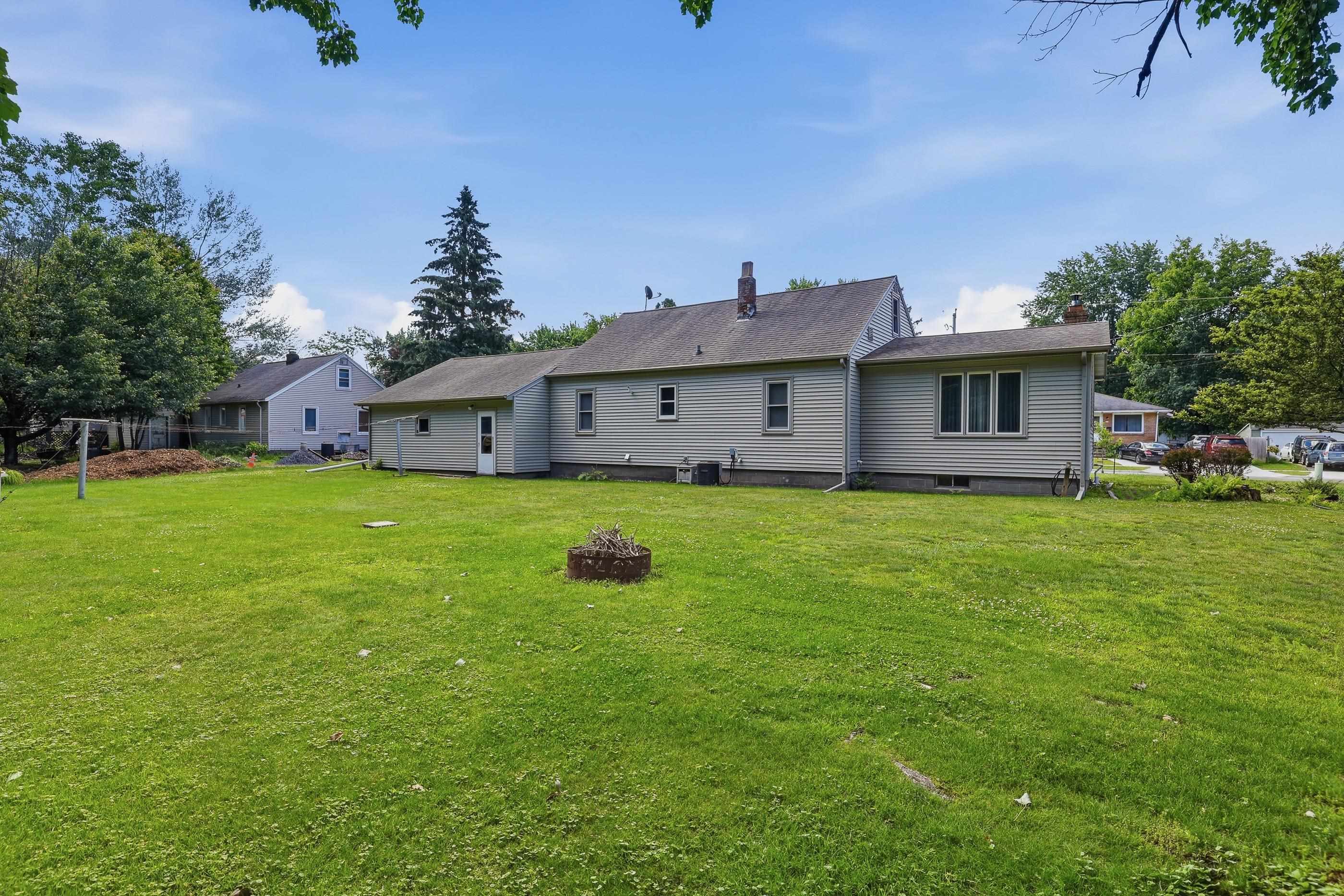 308 Walker Street Stevens Point, WI 54481 - Photo 34 of 39
