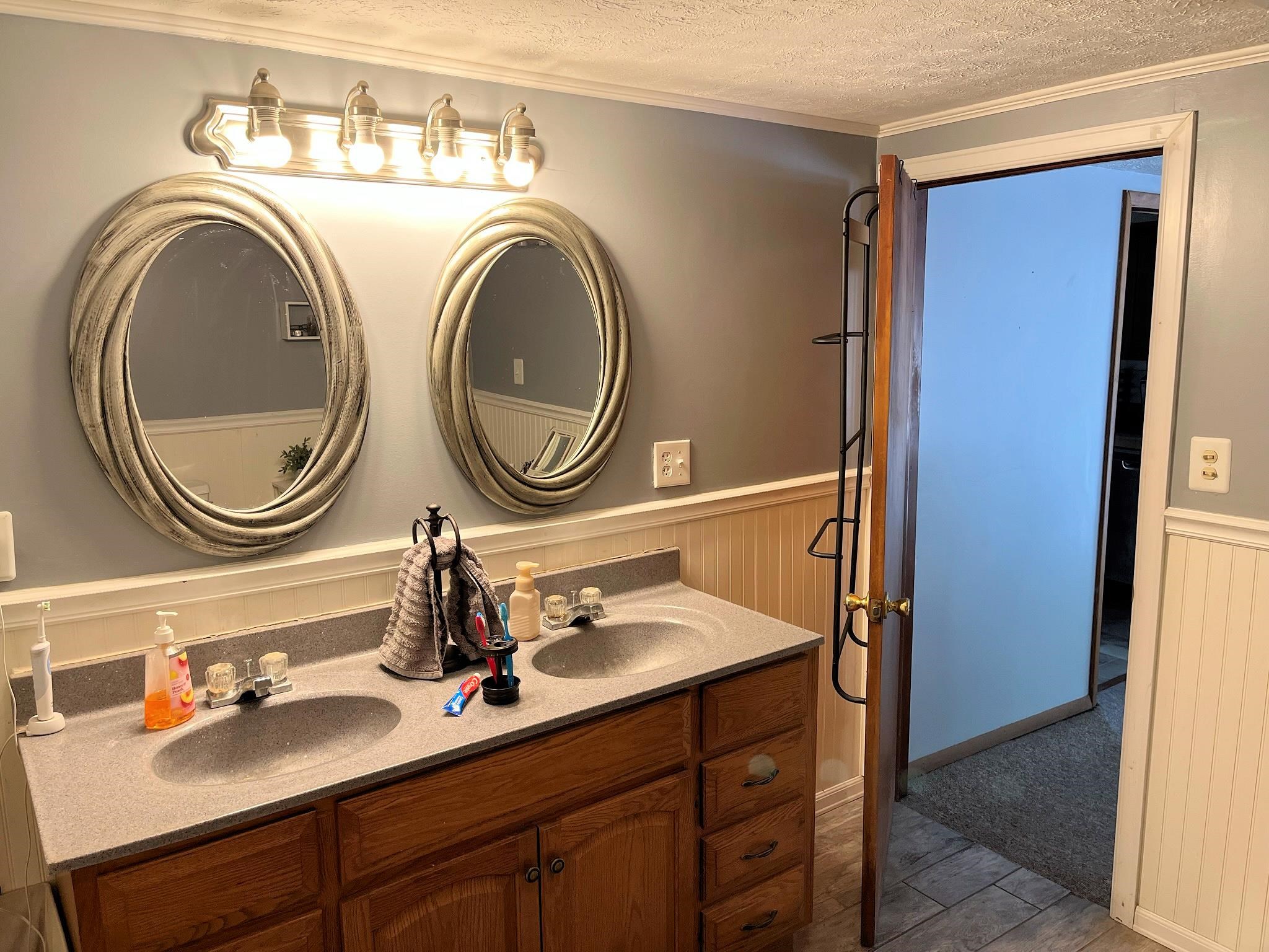 1505 Newmans Branch Road Milton, WV 25541 - Photo 15 of 32