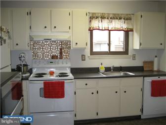 1475 Mt Holly Road, Unit D3 Beverly, NJ 08010 - Photo 3 of 11