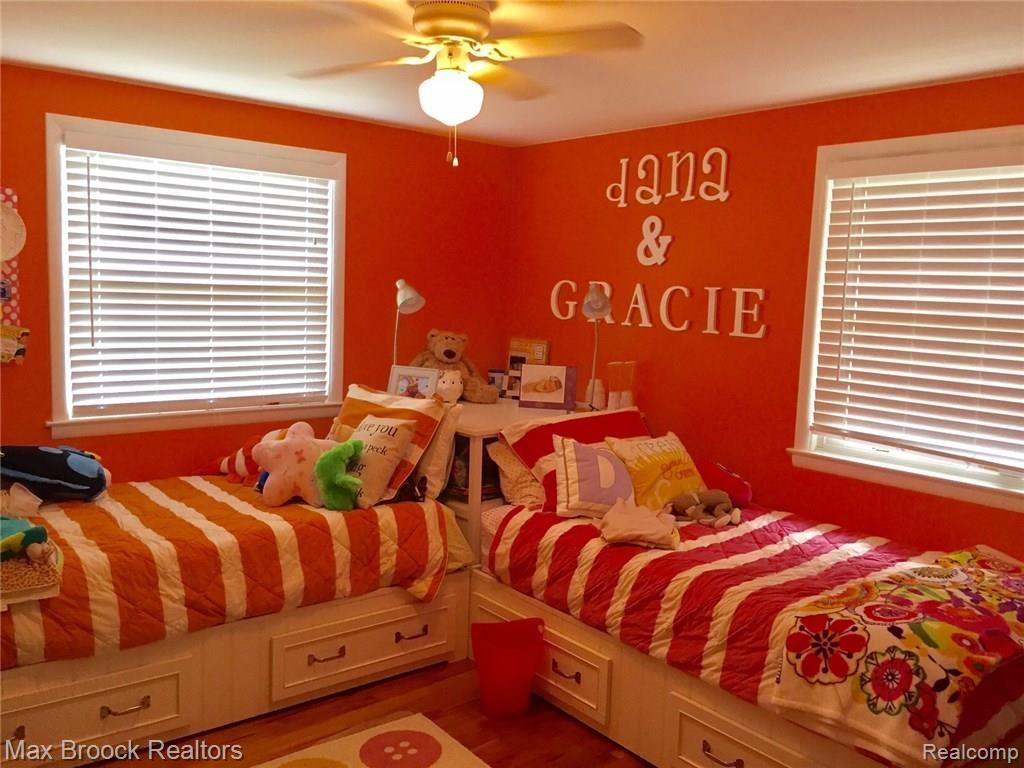 33118 Hearthstone Road Farmington Hills, MI 48334 - Photo 26 of 37