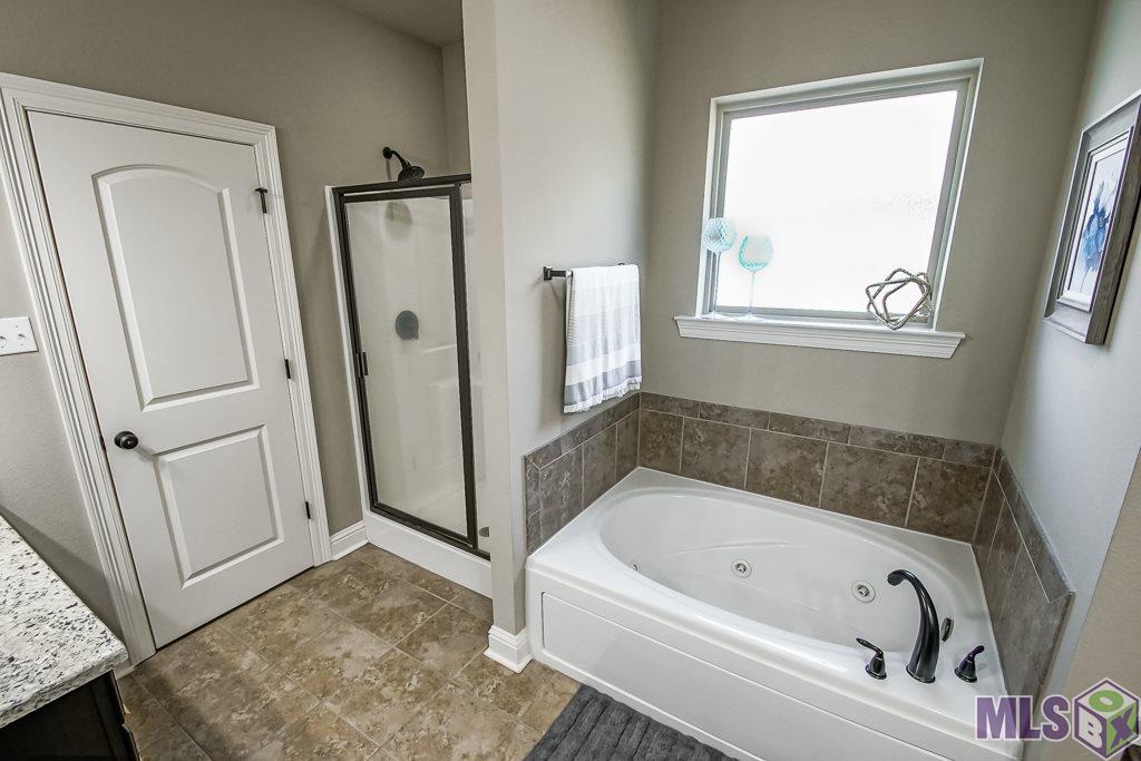 17612 Waterloo Drive Baton Rouge, LA 70817 - Photo 15 of 34 Gallery Image 15