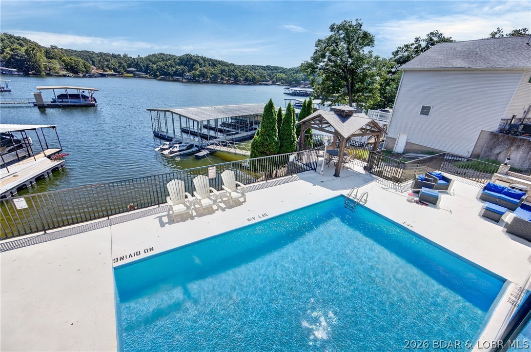 1744 Susan Road Lake Ozark, MO 65049 - Photo 2 of 45 Gallery Image 2