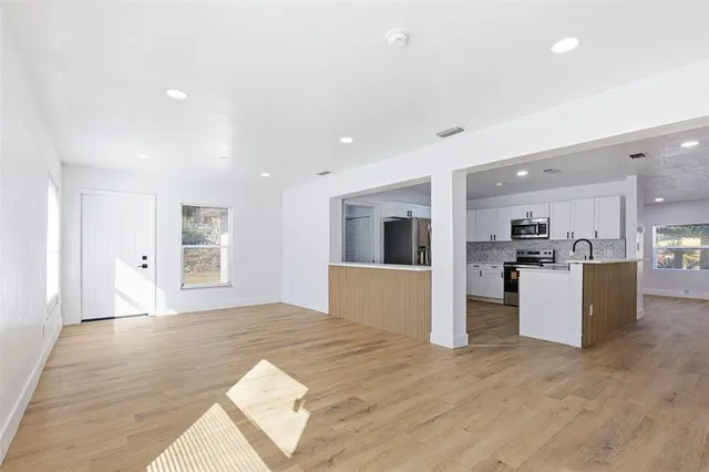 $359,000 | 37718 McMinn Avenue, Dade City, FL 33525