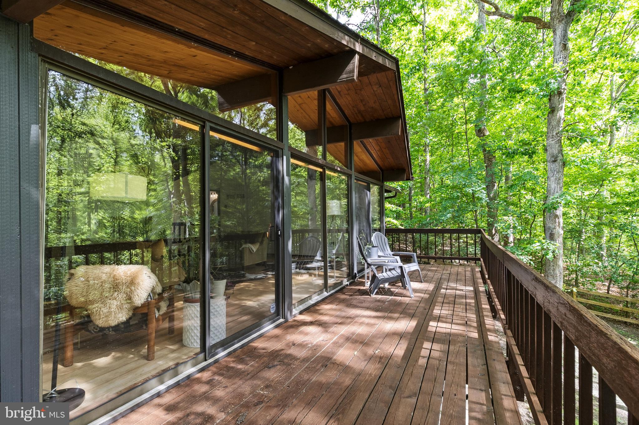 10815 Cross School Road Reston, VA 20191 - Photo 15 of 48 Full-length deck
