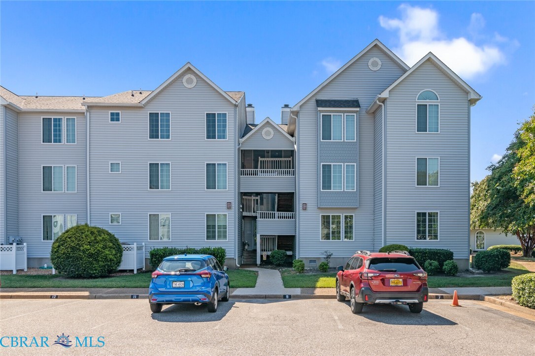 210 Dockside Drive Hampton, VA 23669 - Photo 2 of 40