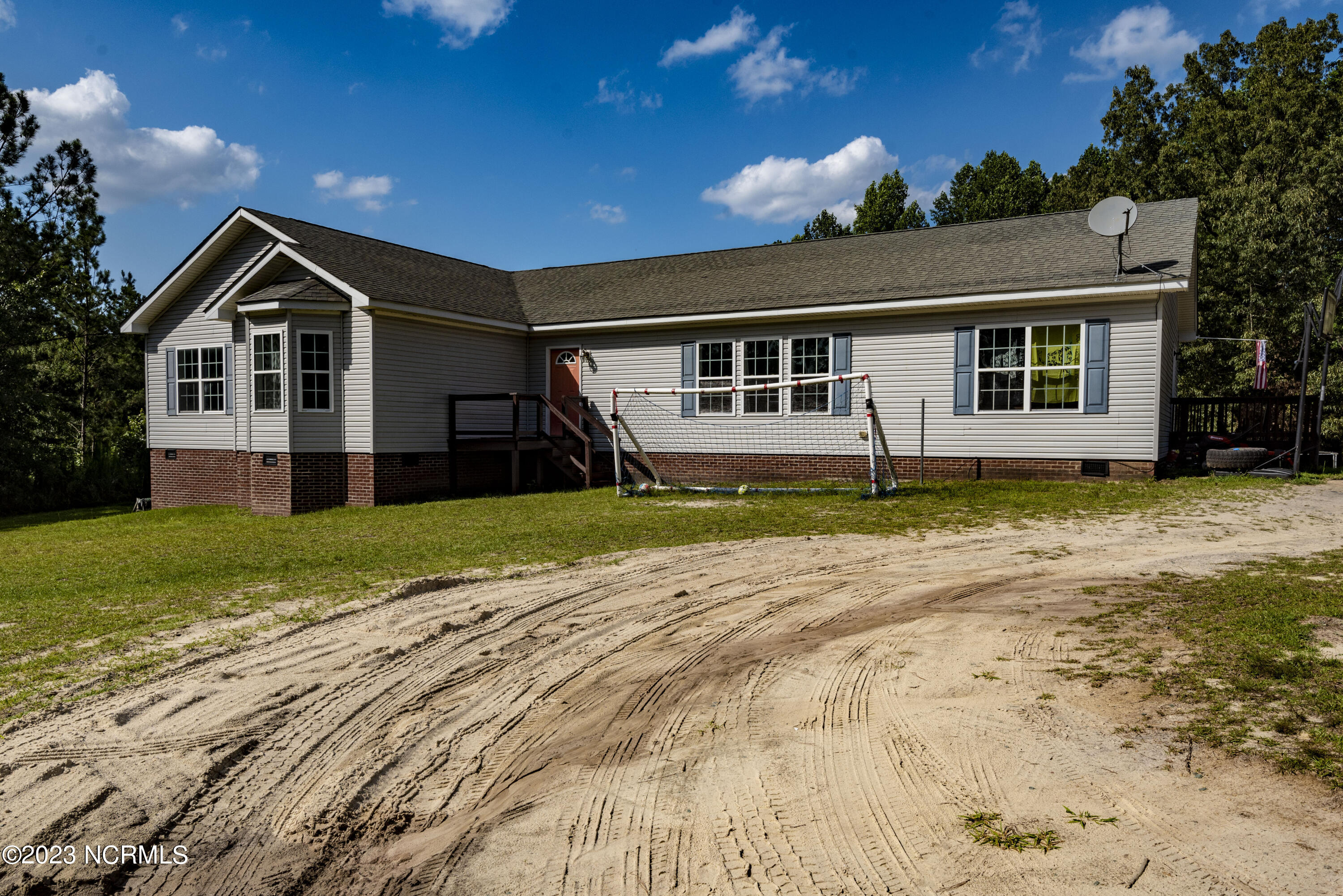 230 Coachman's Way Carthage, NC 28327 - Photo 3 of 20 3_4