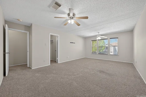 $189,950 | 6882 Canary Meadow Drive, Converse, TX 78109