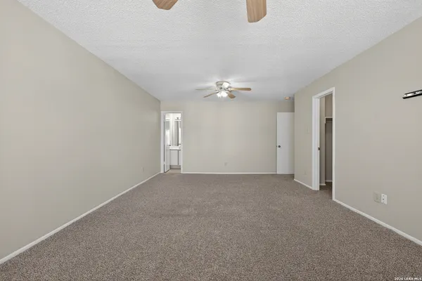 $189,950 | 6882 Canary Meadow Drive, Converse, TX 78109