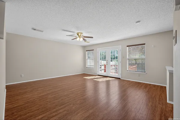 $189,950 | 6882 Canary Meadow Drive, Converse, TX 78109