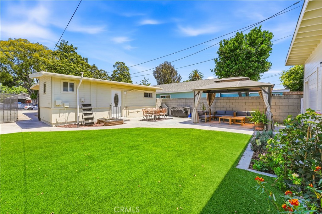 2157 Gale Avenue Long Beach, CA 90810 - Photo 22 of 25