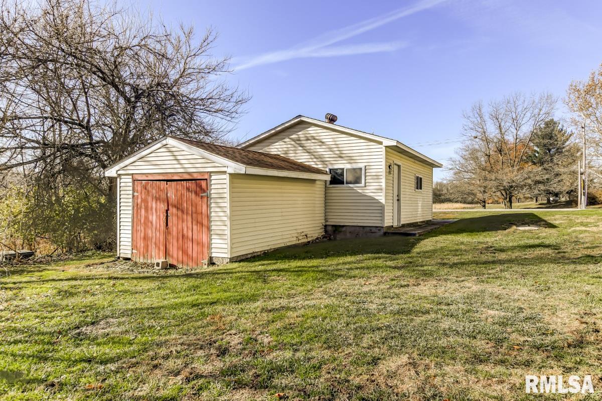 360 South Farmingdale Road New Berlin, IL 62670 - Photo 35 of 37