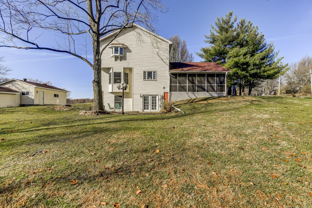 360 South Farmingdale Road New Berlin, IL 62670 - Photo 37 of 37