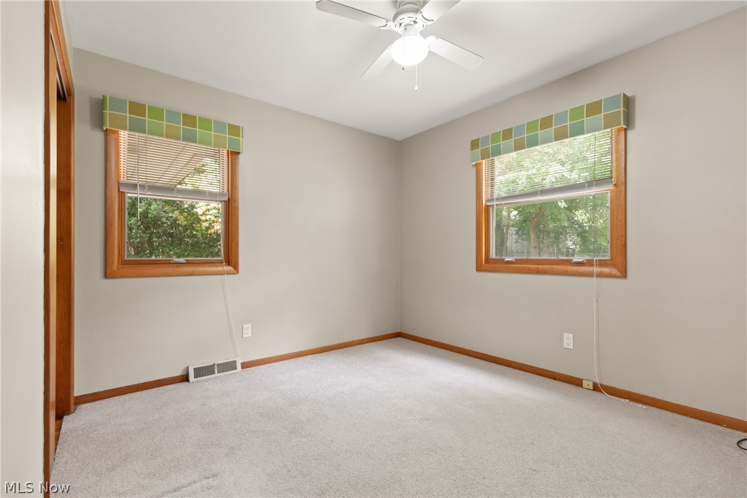 25126 Edgemont Road Richmond Heights, OH 44143 - Photo 12 of 23