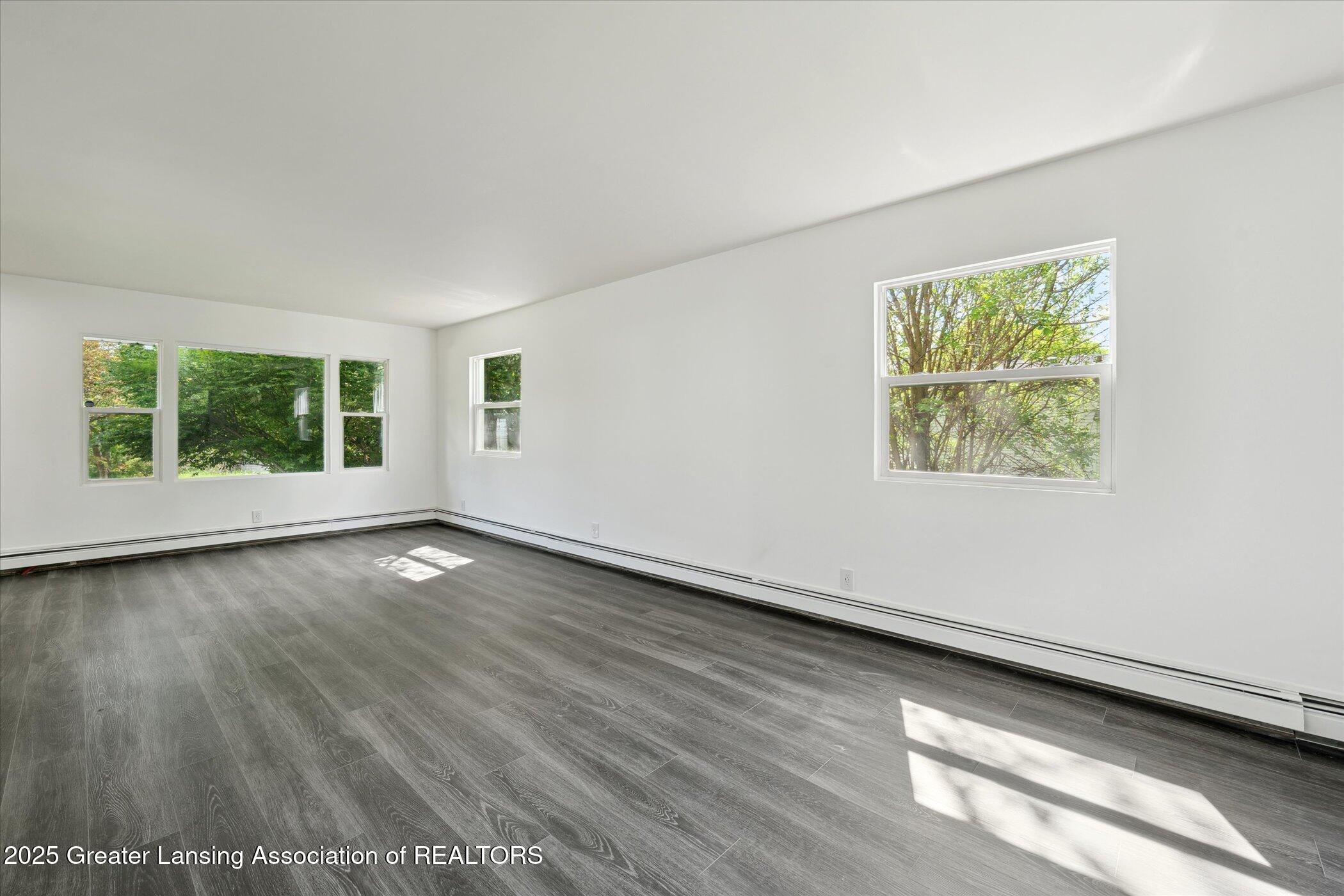 3016 West Holmes Road Lansing, MI 48911 - Photo 9 of 43 12-3016-W-Holmes-Rd-Lansing-MI-48911-Win