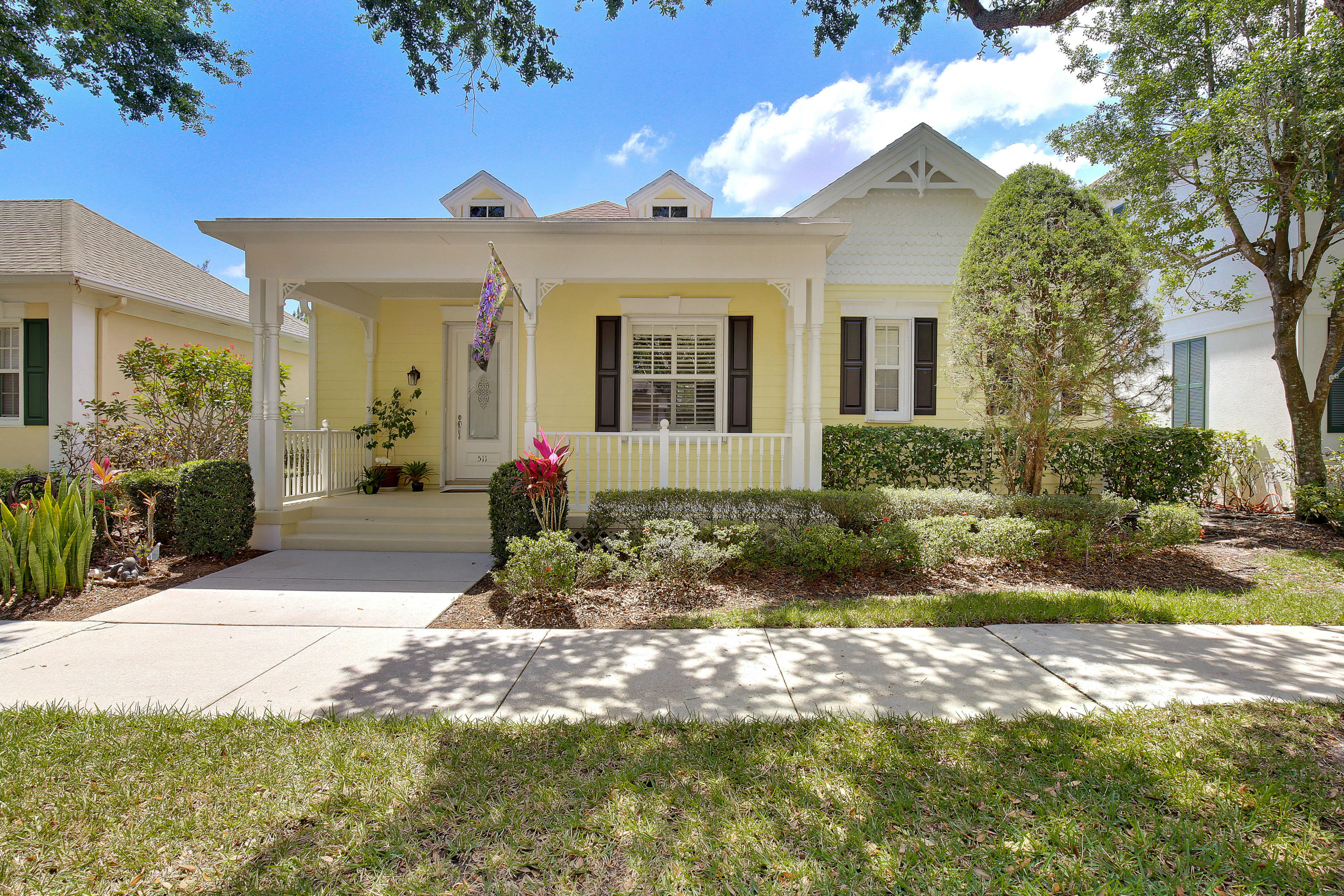 511 Sweet Bay Circle Jupiter, FL 33458 - Photo 1 of 22 Front