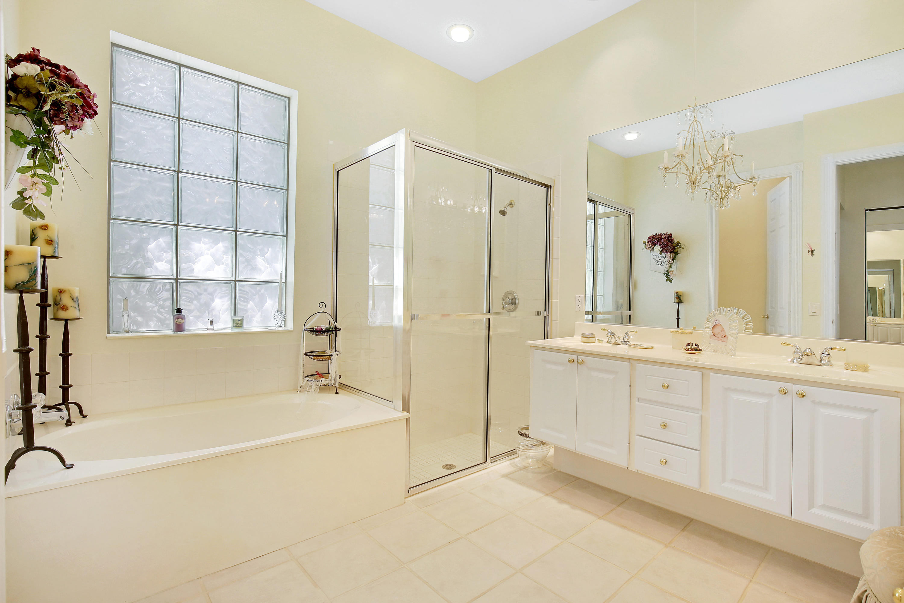 511 Sweet Bay Circle Jupiter, FL 33458 - Photo 12 of 22 MasterBathroom1