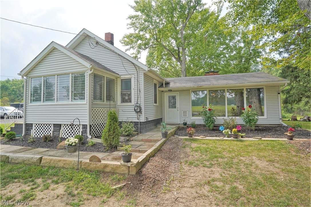 5911 Wayland Road Ravenna, OH 44266 - Photo 3 of 14 Gallery Image 3