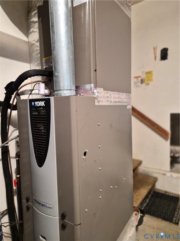 4099 Doe Run Road Hopewell, VA 23860 - Photo 14 of 35