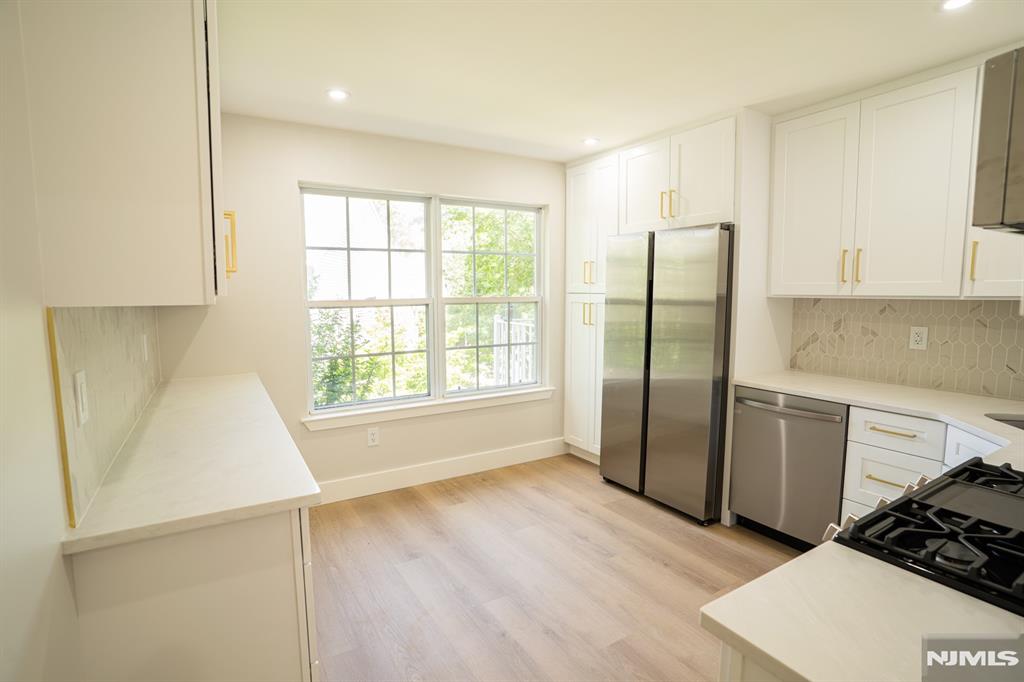 1499 Cornwall Road Mahwah, NJ 07430 - Photo 10 of 25