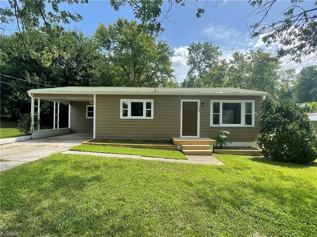 705 Rapp Street Thomasville, NC 27360 - Photo 1 of 13 Gallery Image 1