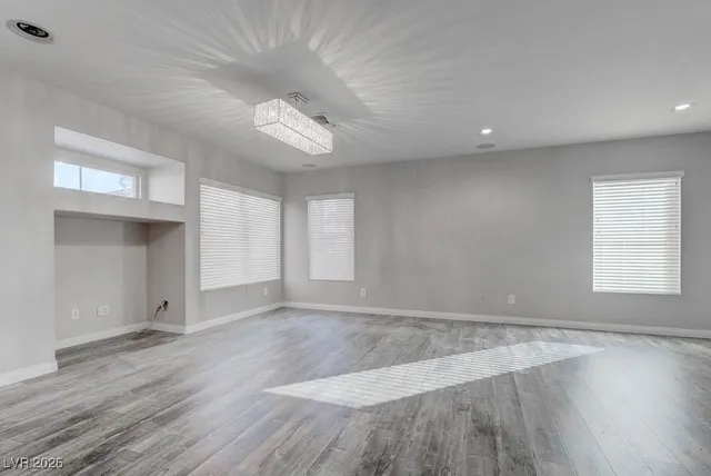 $3,000 | 7898 Spindrift Cove Street, Las Vegas, NV 89139