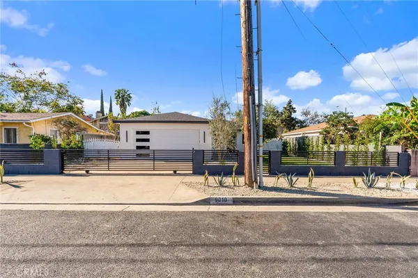 $880,000 | 9010 Margaret Street, Downey, CA 90241