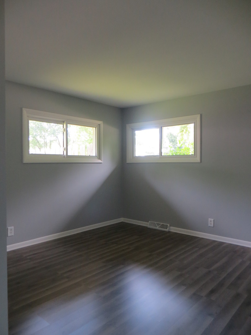 3 Hampton Road Montgomery, IL 60538 - Photo 11 of 13 Gallery Image 11