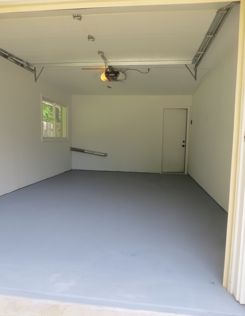 3 Hampton Road Montgomery, IL 60538 - Photo 5 of 13 Gallery Image 5