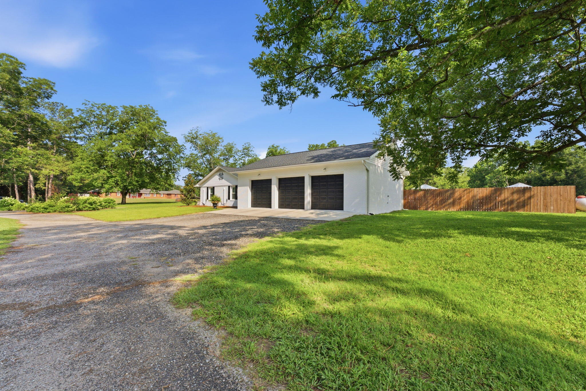 2045 Cains Mill Road Sumter, SC 29154 - Photo 7 of 83 Side Loading 3 car garage