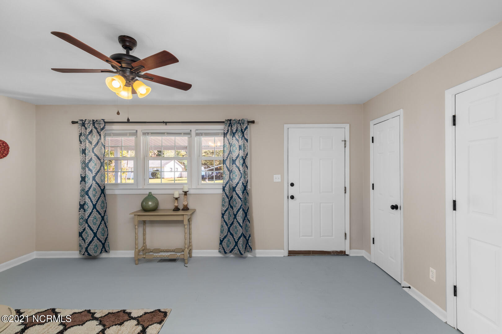 115 Cardinal Road Jacksonville, NC 28546 - Photo 3 of 38 5