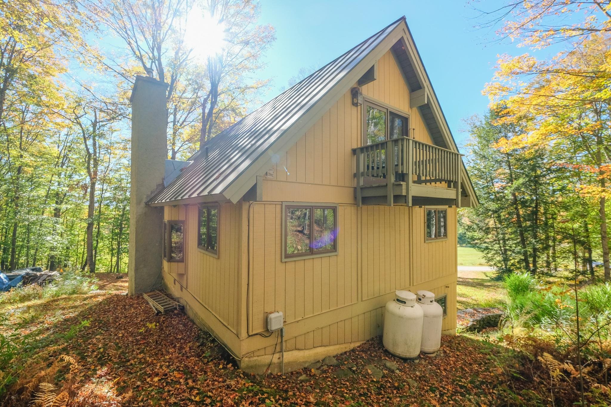 454 Edwins Pond Road Rochester, VT 05767 - Photo 6 of 45