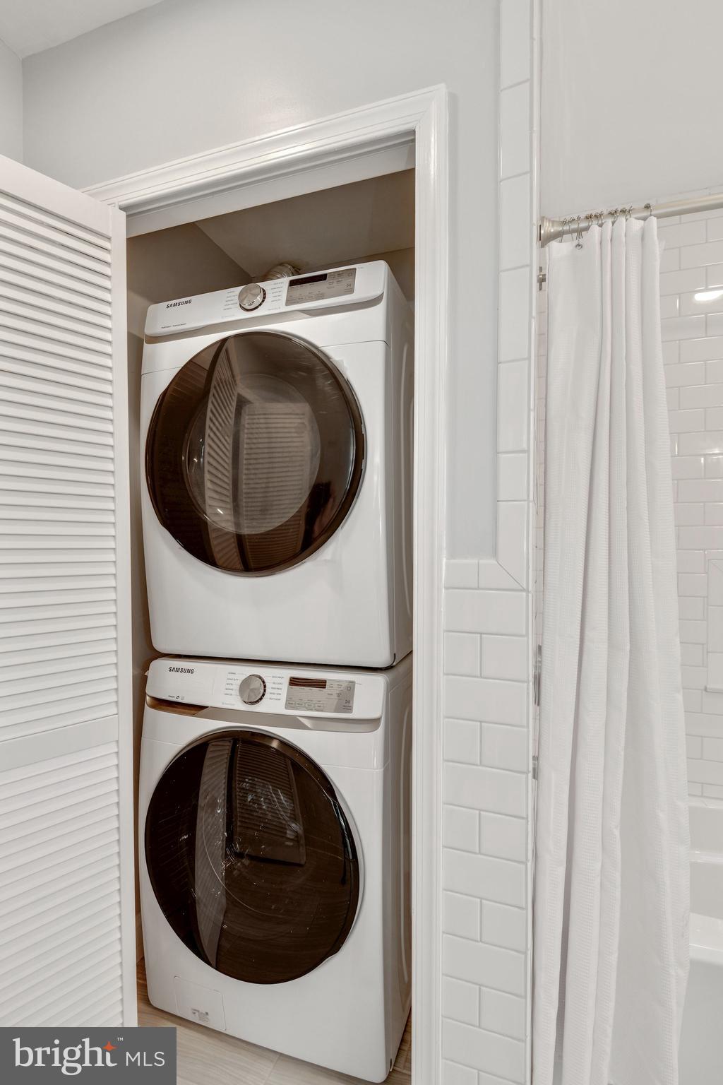 9200 Harvey Road Silver Spring, MD 20910 - Photo 16 of 28 Laundry