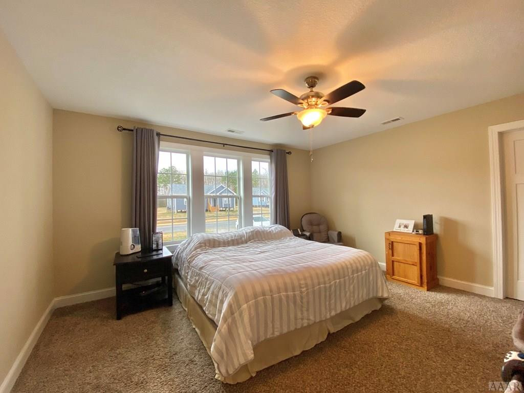 1018 Scott Road Elizabeth City, NC 27909 - Photo 12 of 24 Owners suite