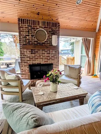 $925,000 | 200 Corinth Court, Roswell, GA 30075