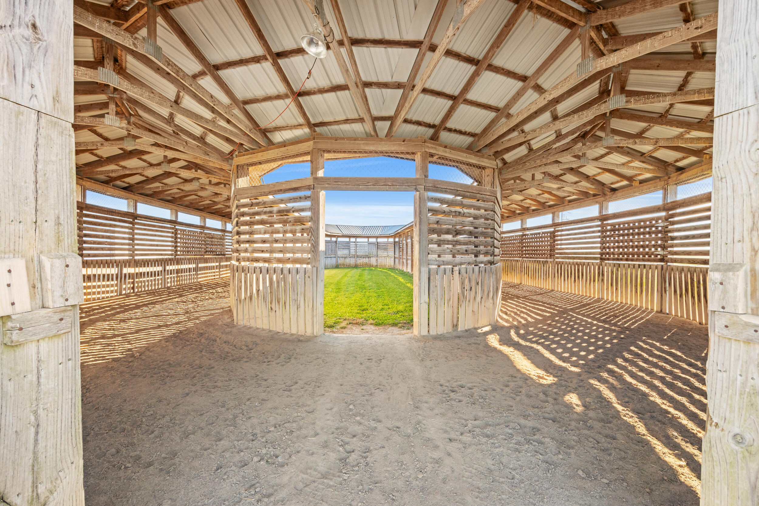4487 Louisville Road Salvisa, KY 40372 - Photo 41 of 85 4487 Covered Walking Ring Interior