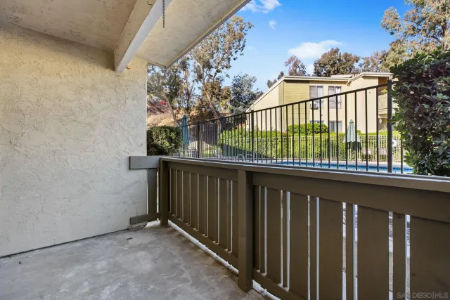 $372,000 | 830 West Lincoln Avenue, Unit 182, Escondido, CA 92026
