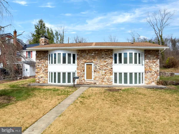 $275,000 | 17 Sunset Road, Lewistown, PA 17044