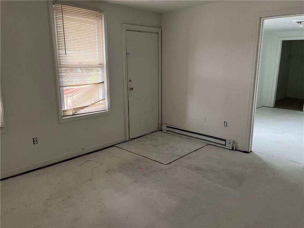 1700 Haug Street Pittsburgh, PA 15212 - Photo 20 of 32 a view of an empty room with a window